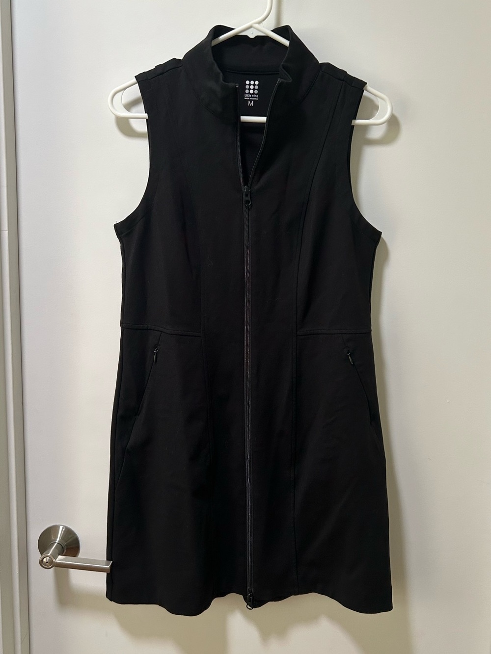 Title Nine Black Sleeveless Full Zip Tunic/Dress Size Medium